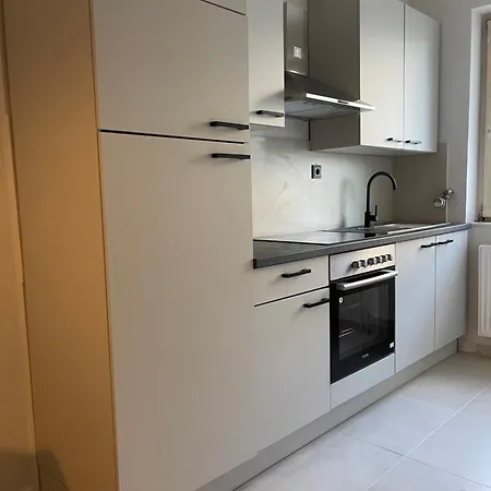 Pure Apartment *